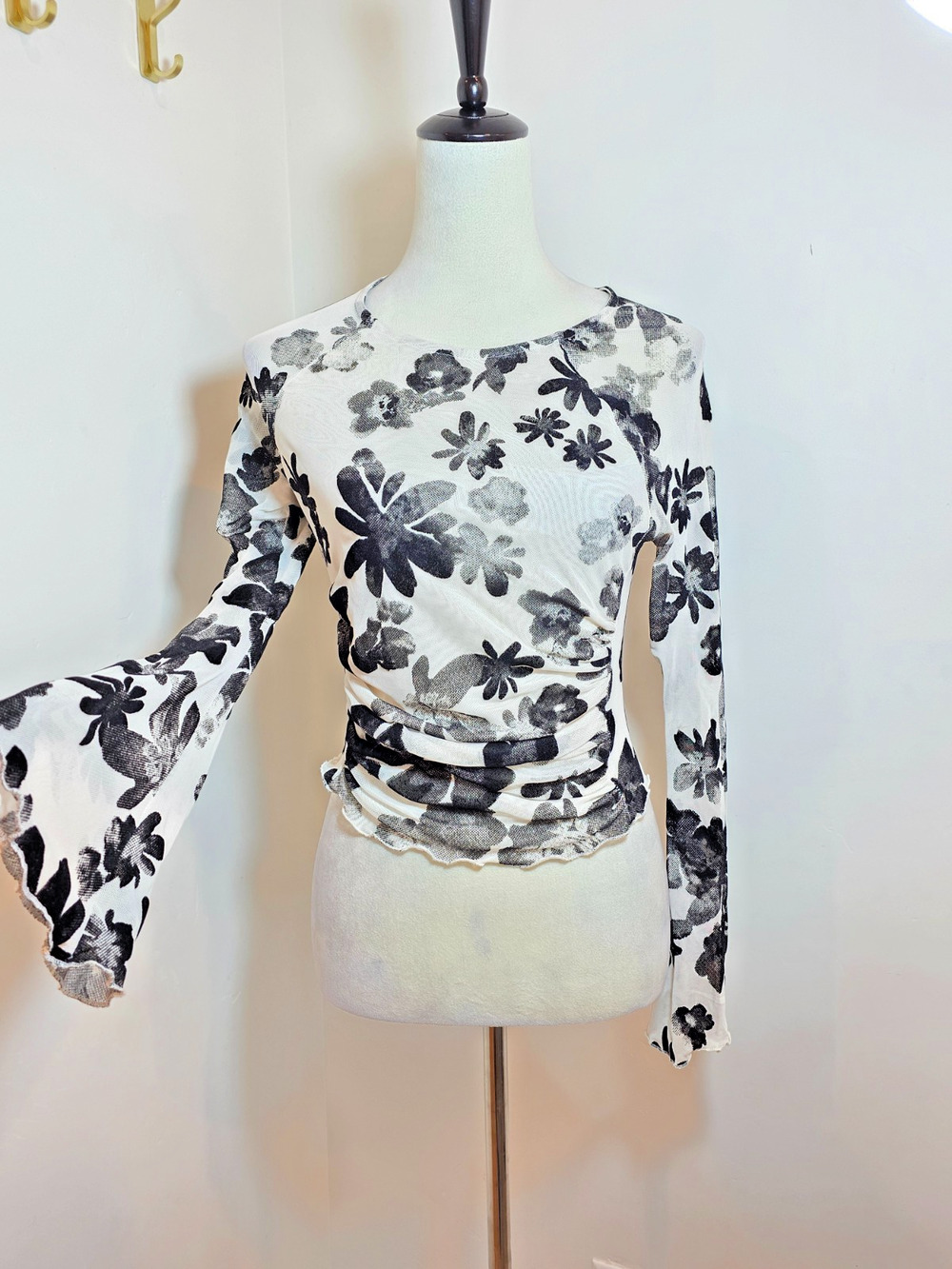 Vtg Y2k Babydoll Top M Mesh Floral Ruched Bell Sleeve Fairy Grunge Coquette
